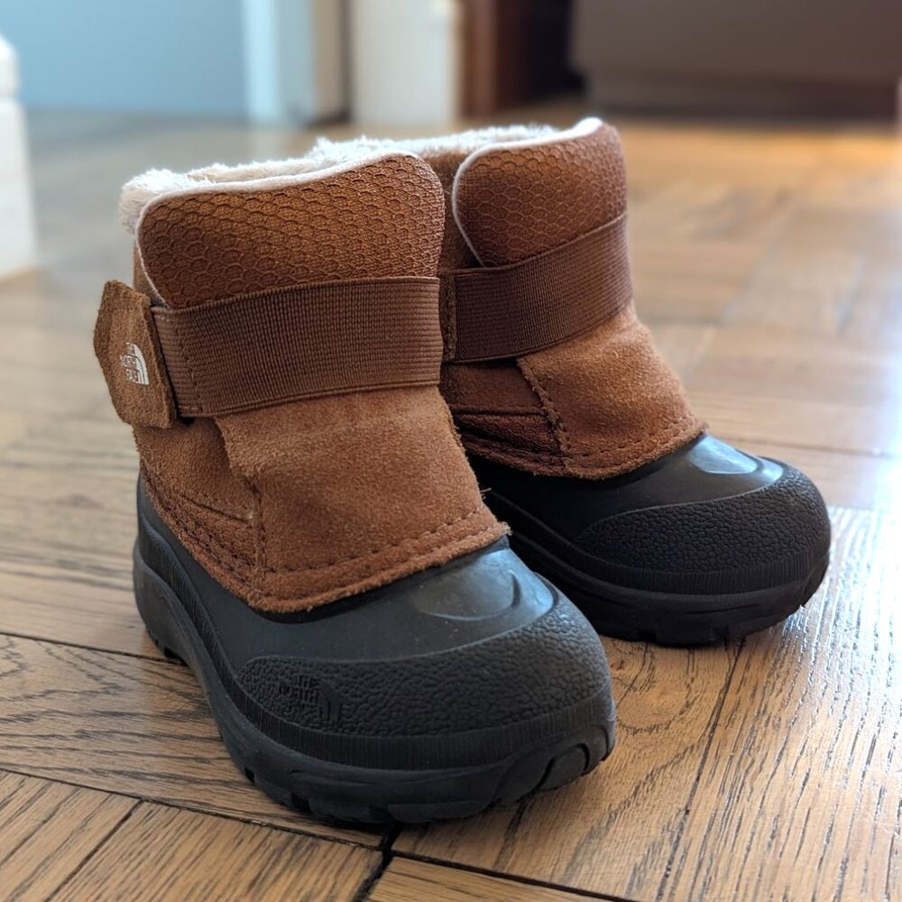 The North Face Alpenglow Toddler's Winter Boots Size 7
